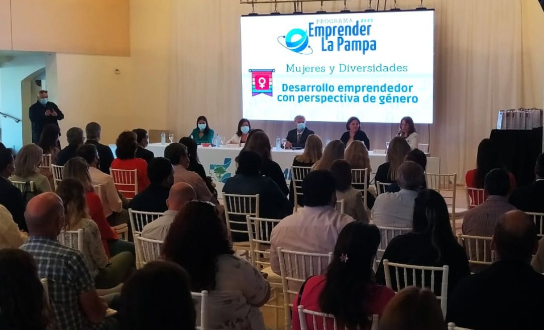 Día de la Mujer: lanzaron el programa Emprender La Pampa | Agencia News