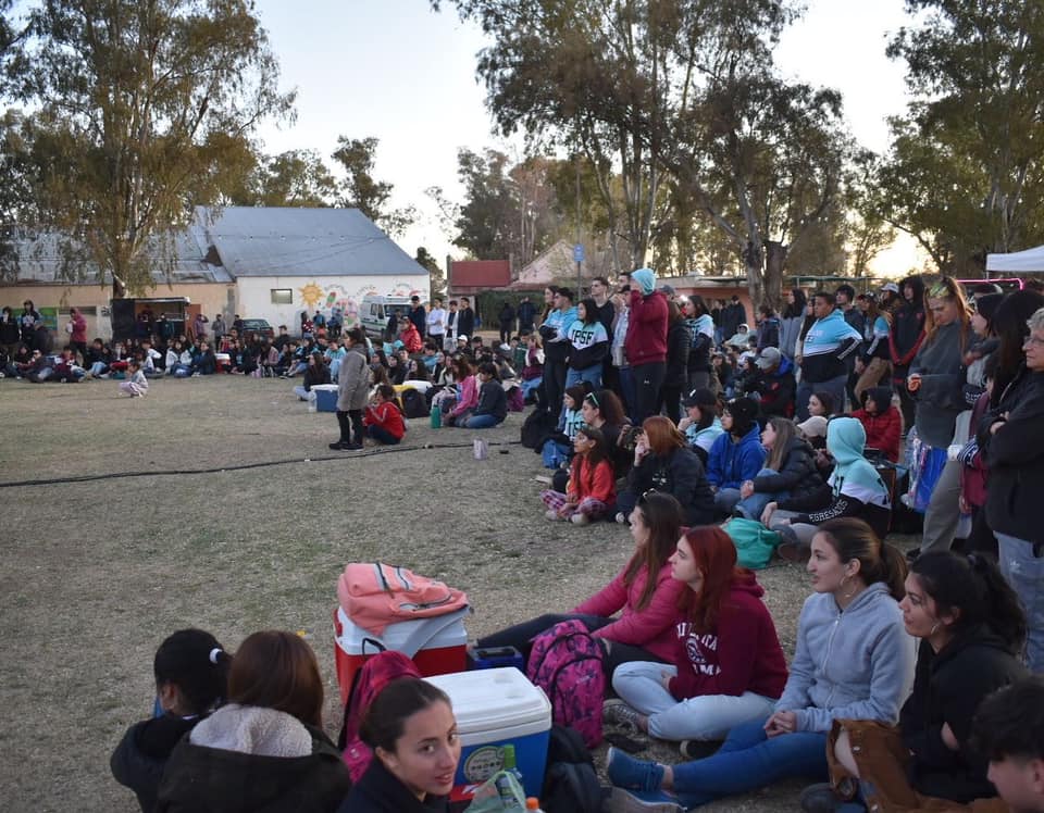 Realico: Celebramos el dia de La Primavera y del Estudiante | Agencia News