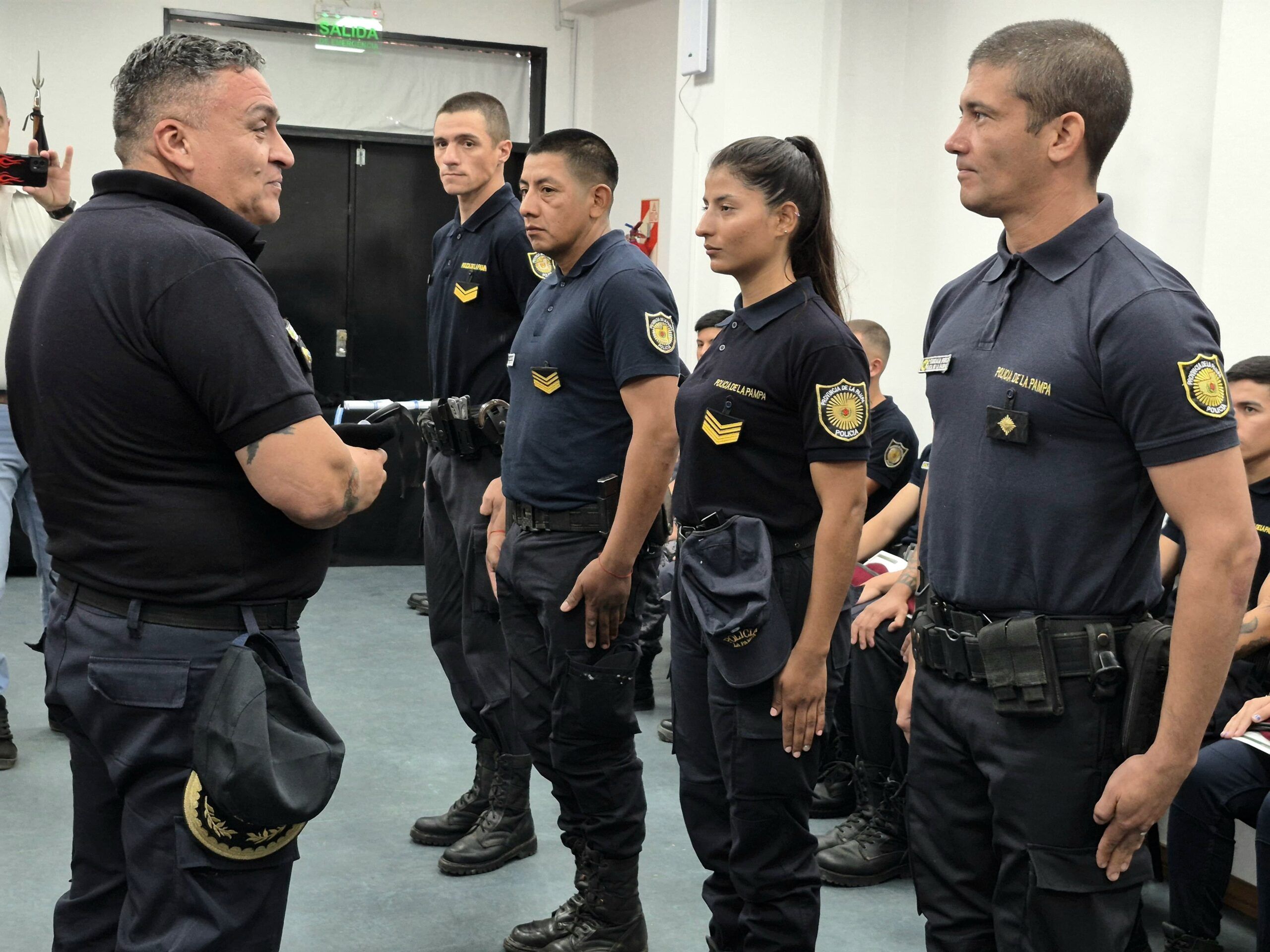 Finalizaron los cursos del Grupo de Requisa e Intervenciones Alcaidía y ...